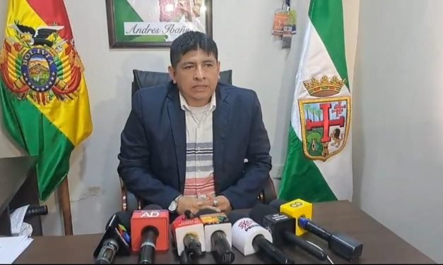 EXDIPUTADO DEL MAS SOLICITA A LA FISCALÍA INVESTIGAR A ARCE, MORALES Y ACHACOLLO