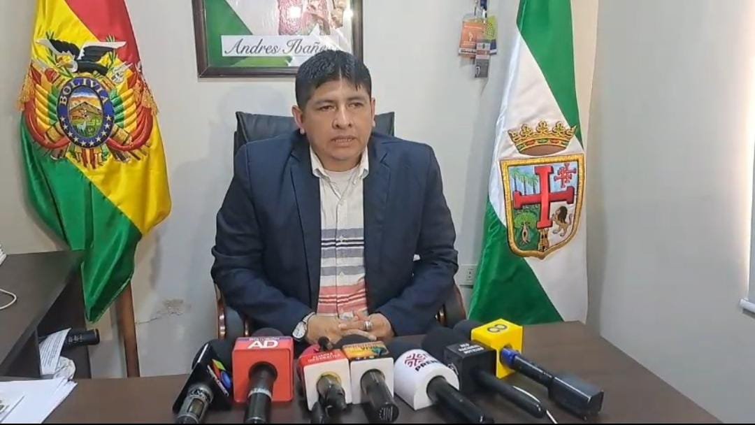 EXDIPUTADO DEL MAS SOLICITA A LA FISCALÍA INVESTIGAR A ARCE, MORALES Y ACHACOLLO