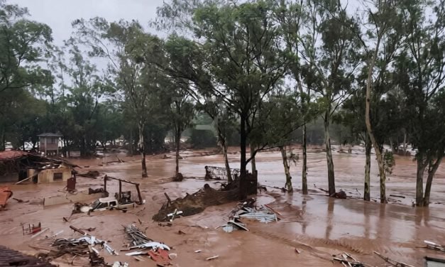 ALCALDE DE EL TORNO COORDINA CON DEFENSA CIVIL AYUDA PARA ATENDER A FAMILIAS AFECTADAS POR INUNDACIONES