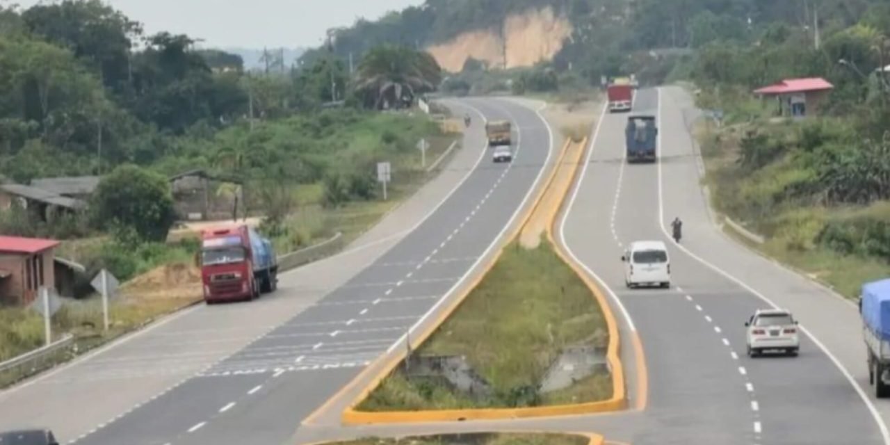 CARRETERAS DE SANTA CRUZ PERMANECEN HABILITADAS DURANTE EL FERIADO LARGO
