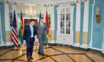MISIÓN DEL GOBIERNO DE EE.UU. VISITA BOLIVIA PARA IMPULSAR INVERSIÓN Y COOPERACIÓN