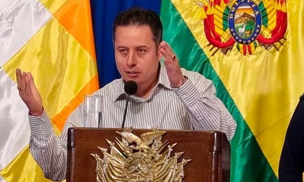 EDMAND LARA CUESTIONA A MINISTRO DE HIDROCARBUROS POR CANCELAR REUNIÓN CON PRODUCTORES CRUCEÑOS