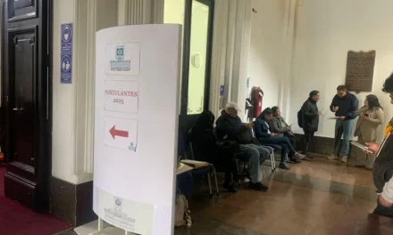 78 ASPIRANTES BUSCAN SER VOCALES DEL TSE; HOY VENCE EL PLAZO DE INSCRIPCIÓN