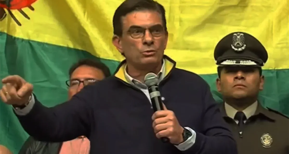 PAZ ANUNCIA ARANCEL CERO PARA TECNOLOGÍA Y ANUNCIA REFORMAS EN ADUANAS