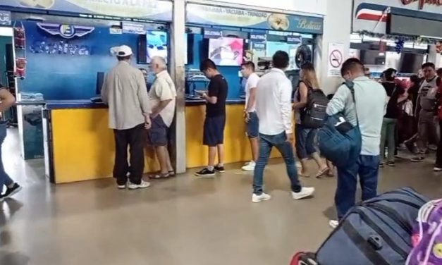 PASAJES A COCHABAMBA Y LA PAZ SE TRIPLICAN TRAS FIN DE LA SUBVENCIÓN AL COMBUSTIBLE