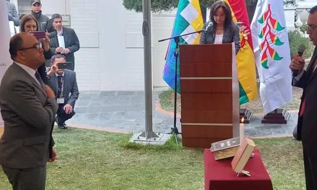 GUSTAVO ÁVILA ASUME LA PRESIDENCIA DEL TSE Y PROMETE TRANSPARENCIA EN EL PROCESO ELECTORAL