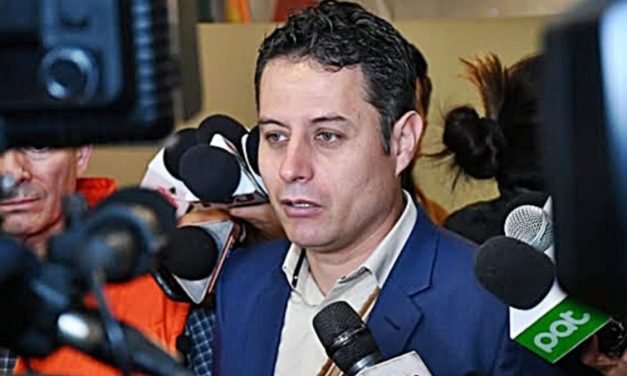 LARA: “TODO TIRANO CAE POR SU PROPIO PESO”; ACUSA A MADURO DE ROBAR LA DEMOCRACIA