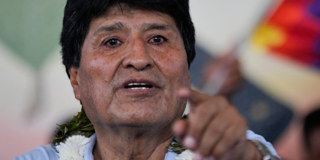 MORALES ACUSA A EE.UU. DE PERSEGUIR PETRÓLEO TRAS ARRESTO DE MADURO