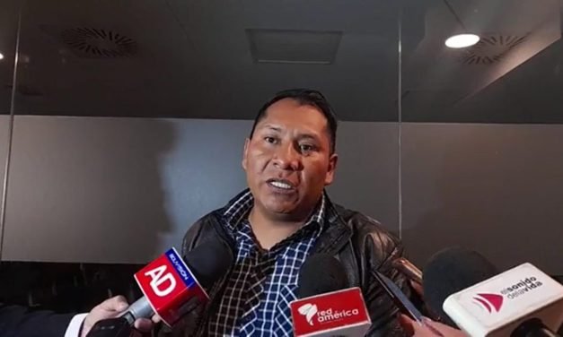 EXDIPUTADO LOPEZ DICE QUE PAZ GOBIERNA INCONSTITUCIONALMENTE A DISTANCIA