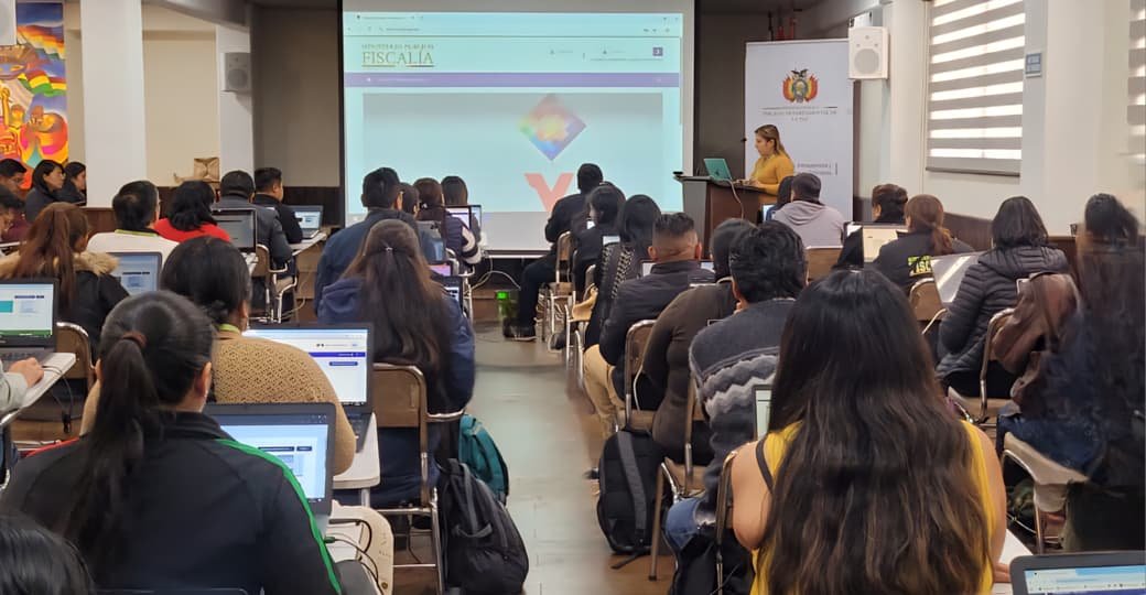 MINISTERIO PÚBLICO FORTALECE CAPACIDADES DE FISCALES CON EL ECOSISTEMA ROMA