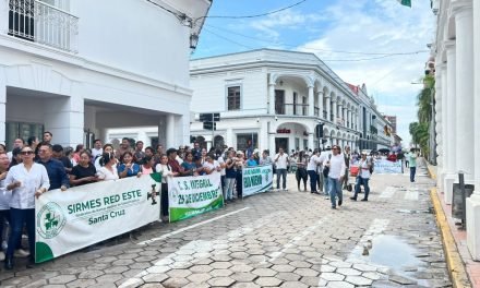 FERNÁNDEZ EXIGE AL SECTOR SALUD CUMPLIMIENTO LABORAL Y ANUNCIA MEDIDAS LEGALES