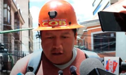 GOBIERNO NIEGA APREHENSIÓN DEL DIRIGENTE DE LA COB MARIO ARGOLLO