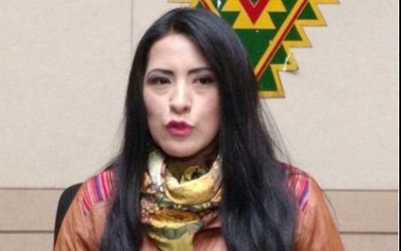 JUSTICIA EMITE ORDEN DE APREHENSIÓN CONTRA EXMINISTRA WILMA ALANOCA