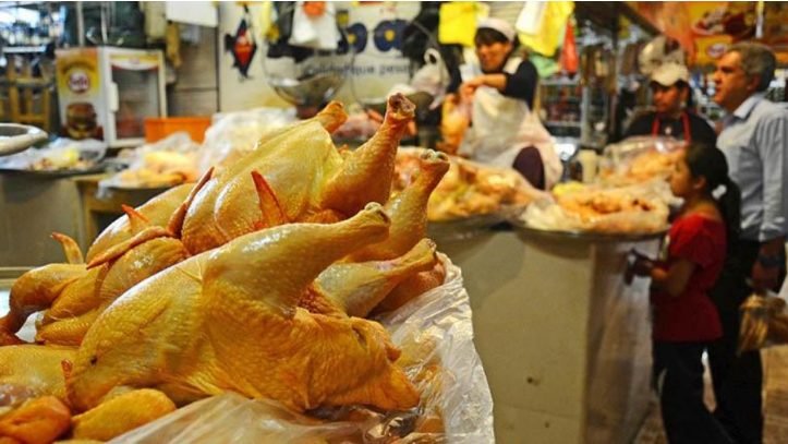 POLLO BAJA A BS 12,50 Y ALIVIA EL BOLSILLO CRUCEÑO