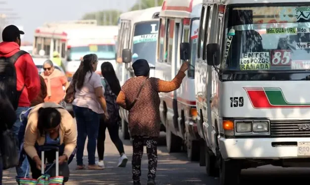 CONCEJO MUNICIPAL DE SANTA CRUZ RECHAZA AUMENTO DEL PASAJE Y MANTIENE TARIFA DE 3 BOLIVIANOS