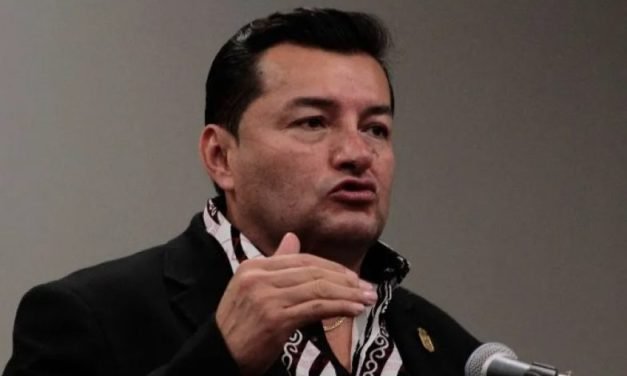 SALUD VS. JHONNY, DENUNCIAN AL ALCALDE ANTE LA FISCALÍA