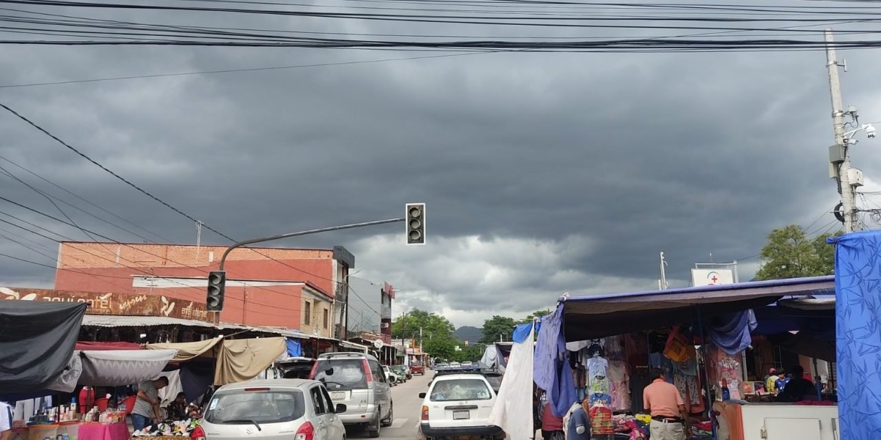 ALERTA METEOROLÓGICA EN BOLIVIA: PRONOSTICAN TORMENTAS ELÉCTRICAS, GRANIZO Y RIESGO DE INUNDACIONES EN OCHO DEPARTAMENTOS