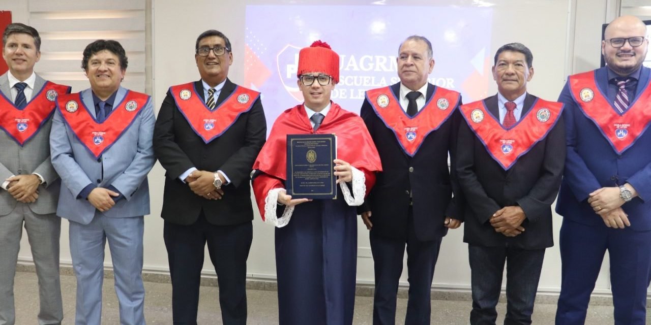 FISCAL DEPARTAMENTAL DE SANTA CRUZ, ALBERTO ZEBALLOS FLORES, DEFENDIÓ CON ÉXITO SU TESIS DOCTORAL EN LA CARRERA DE DERECHO DE LA UAGRM
