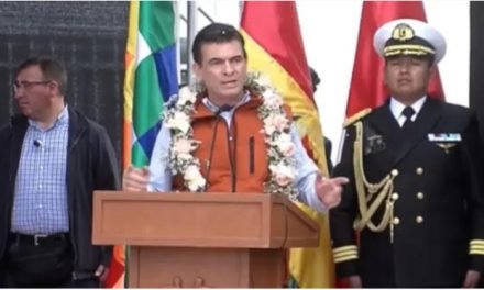 PAZ USA DINERO DE «ÍTEMS FANTASMA» PARA APOYAR A LAS FAMILIAS