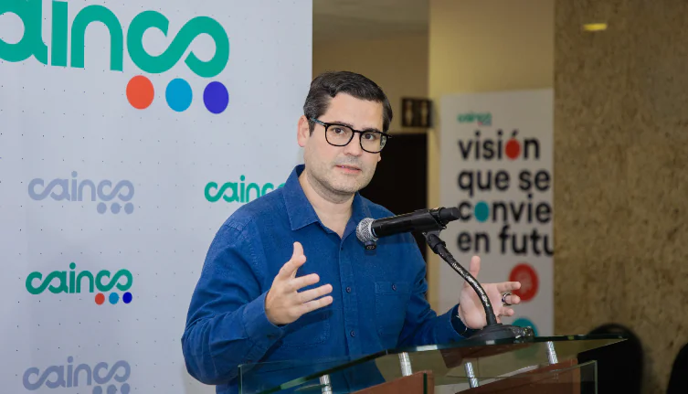 CAINCO Y EL BID SELLAN ALIANZA: ‘EL DESARROLLO DE BOLIVIA REQUIERE DE TODOS LOS SECTORES’, AFIRMA JEAN PIERRE ANTELO