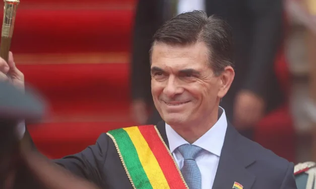 PRESIDENTE RODRIGO PAZ CANCELA SU PARTICIPACIÓN EN EL FORO DE DAVOS PARA PRIORIZAR LA AGENDA NACIONAL