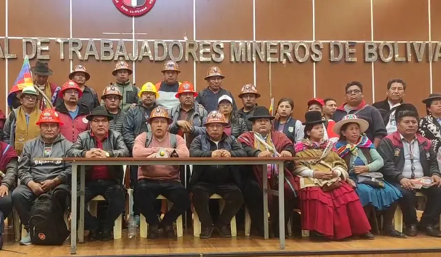 COB ADVIERTE BLOQUEO NACIONAL SI EL GOBIERNO NO RESPONDE SUS DEMANDAS