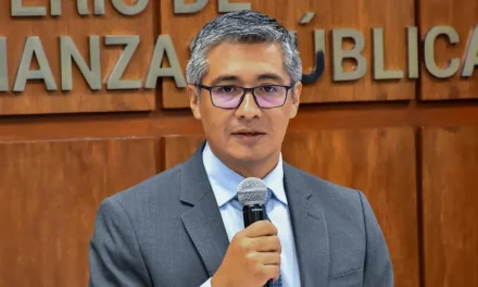 ESPINOZA DESTACA EL ROL DEL SECTOR PRIVADO EN LA AGENDA DEL BID Y URGE A PRIORIZAR PROYECTOS ESTRATÉGICOS