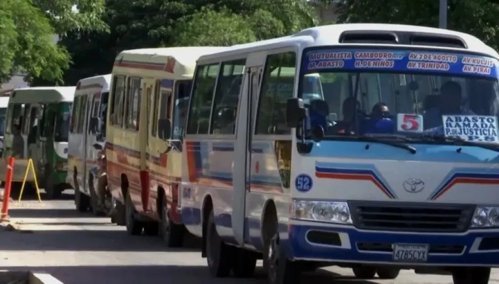 ALCALDE MANTIENE EL COSTO DEL TRANSPORTE EN BS 3 Y RECHAZA CAMBIOS EN EL TARIFARIO