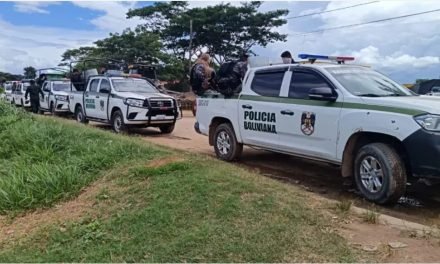 POLICÍA BOLIVIANA CONSOLIDA CONTROL EN LAS LONDRAS TRAS ABANDONO VOLUNTARIO DE GRUPOS IRREGULARES