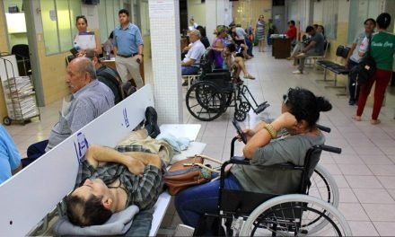 PAROS DEJAN 12.000 PACIENTES SIN ATENCIÓN EN LOS HOSPITALES