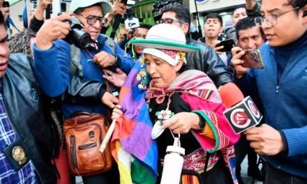 LIDIA PATTY FIRMA GARANTÍAS ANTE LA FELCC Y REAFIRMA SU INOCENCIA EN EL CASO FONDO INDÍGENA