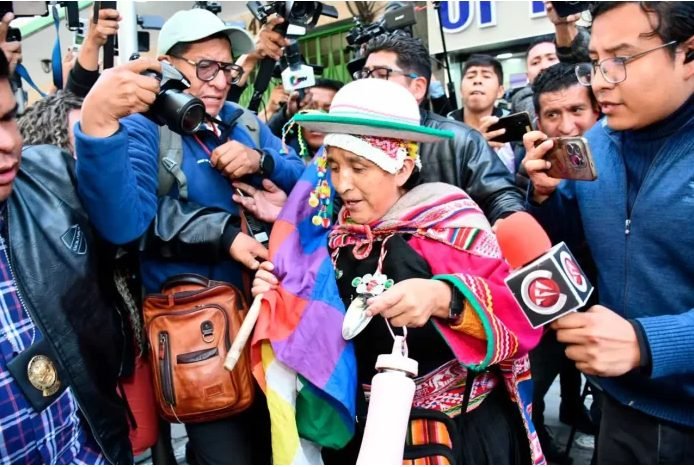 LIDIA PATTY FIRMA GARANTÍAS ANTE LA FELCC Y REAFIRMA SU INOCENCIA EN EL CASO FONDO INDÍGENA