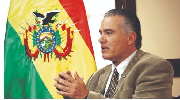 APREHENDEN A JUEZ Y ANULAN PASAPORTE A EXDIPUTADA