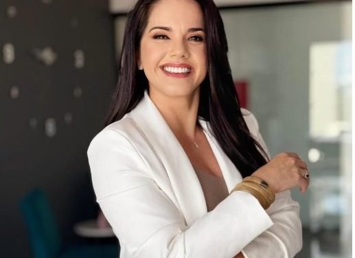 GARY ÁÑEZ CONFIRMA QUE SU ALIANZA SOLICITÓ LA RENUNCIA DE LAURA ROJAS Y PERFILA A SISSI ÁÑEZ COMO SUCESORA