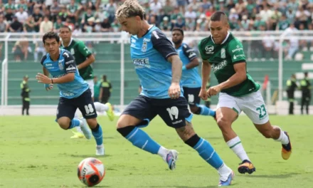 BLOOMING SE IMPONE EN EL CLÁSICO Y EL FINAL SE TIÑE DE PELEA