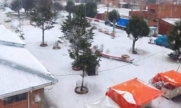 FUERTE GRANIZADA SORPRENDE A LA PAZ