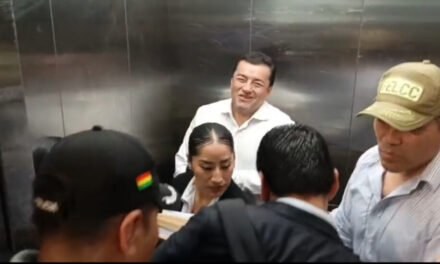 ALCALDE COMPARECE ANTE LA JUSTICIA POR EL CASO “PAVIMENTO FANTASMA”