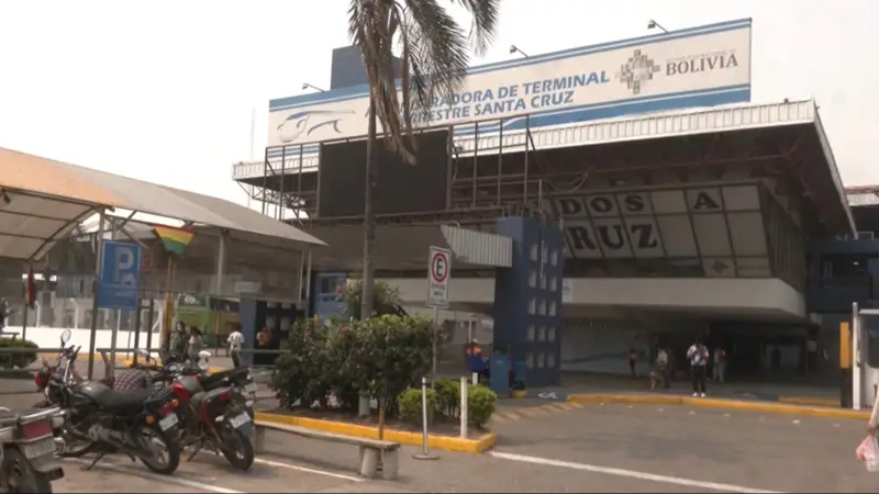 TERMINAL TOMADA POR SEGUNDO DÍA: PASAJEROS VARADOS Y SIN SALIDAS