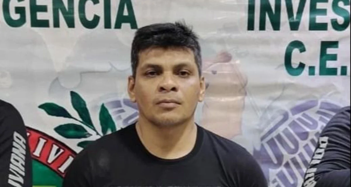 EL “REY DE LAS FUGAS” ACUSA A POLICÍAS DE LLEVARSE $US 50 MIL TRAS SU CAPTURA