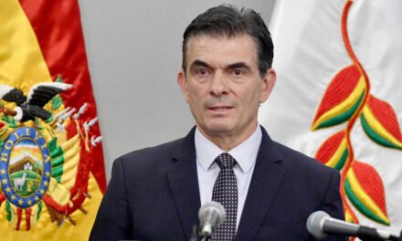 PRESIDENTE PAZ SE SOLIDARIZA CON VÍCTIMAS DE ACCIDENTE AÉREO EN EL ALTO