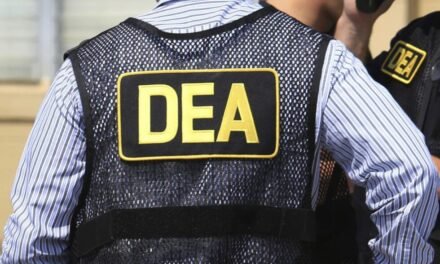 VICEMINISTRO CONFIRMA COOPERACIÓN CON LA DEA Y AVANCES PARA SU RETORNO A BOLIVIA