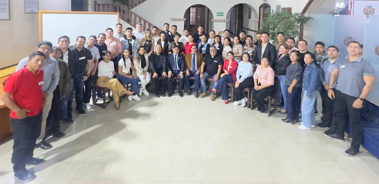 ESCUELA DE FISCALES CAPACITA A NUEVOS FISCALES EN GESTIÓN DEL DESPACHO