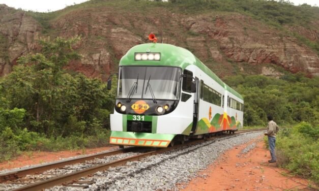RETORNA EL SERVICIO FERROVIARIO DE PASAJEROS SANTA CRUZ – PUERTO QUIJARRO