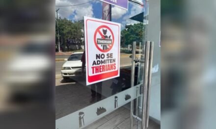 UN NEGOCIO DE COMIDA PROHÍBE EL INGRESO DE “THERIANS”