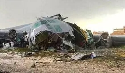 ACCIDENTE AÉREO EN EL AEROPUERTO DE EL ALTO DEJA FALLECIDOS Y DINERO ESPARCIDO