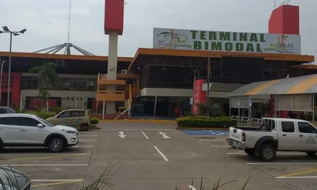 ADMINISTRADOR DE LA BIMODAL DENUNCIA TOMA DE LAS INSTALACIONES POR TRANSPORTISTAS