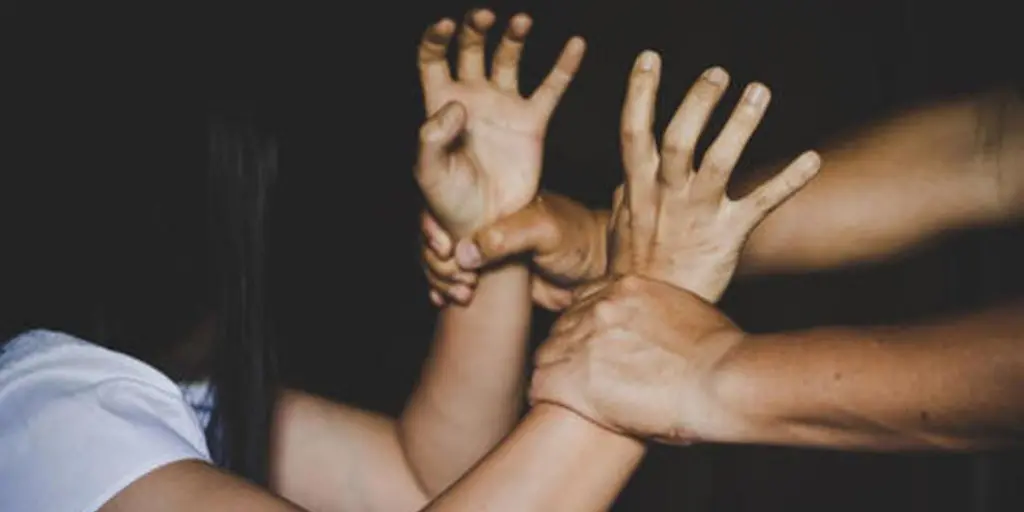 VOCALISTA DE SONORA NUEVA LEÓN DENUNCIA A SU EXPAREJA POR VIOLENCIA FAMILIAR