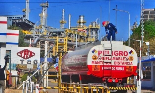 YPFB ANUNCIA IMPORTACIÓN DE CRUDO PARA REACTIVAR REFINERÍAS Y AUMENTAR PRODUCCIÓN DE COMBUSTIBLES