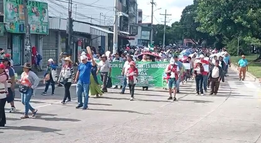 GREMIALES DEL NUEVO MERCADO LA RAMADA MARCHAN POR FALTA DE AGUA Y LUZ Y ACUSAN A LA ALCALDÍA
