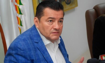 JUEZ DICTA MEDIDAS CAUTELARES A JHONNY FERNÁNDEZ POR DESOBEDIENCIA EN EL CASO MERCADO MUTUALISTA